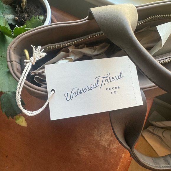 Universal Thread Brown Tote Bag - Picture 2 of 5